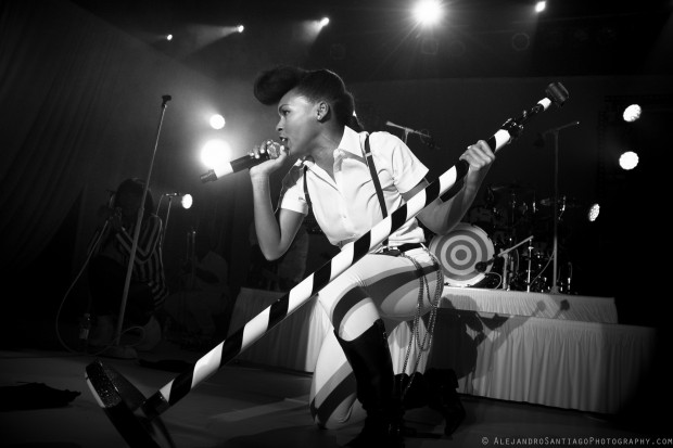 JanelleMonae-AlejandroSantiago-Toronto-1220